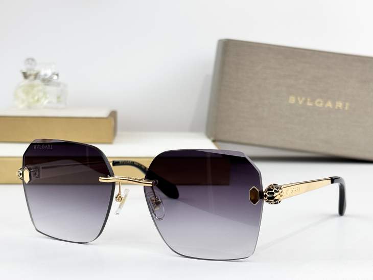 Picture of Bvlgari Sunglasses _SKUfw77096168fw